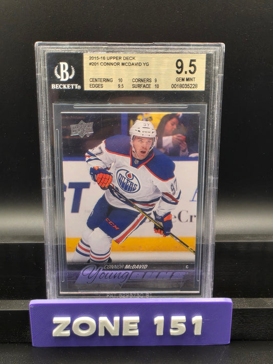2015-2016 Upper Deck Connor Mcdavid Young guns Beckett 9.5 - Hockey